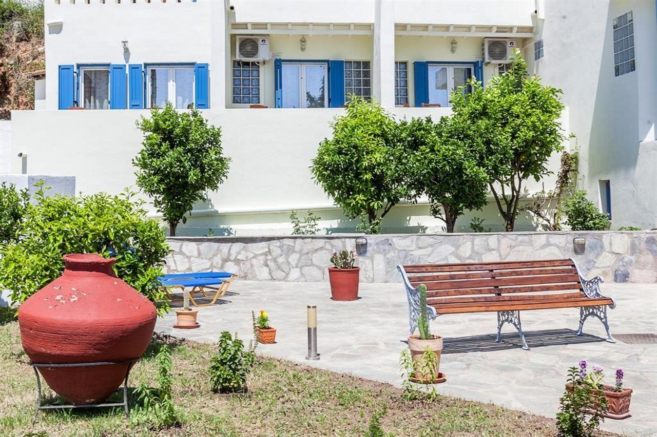 Stafylos Suites & Boutique Hotel Exterior photo